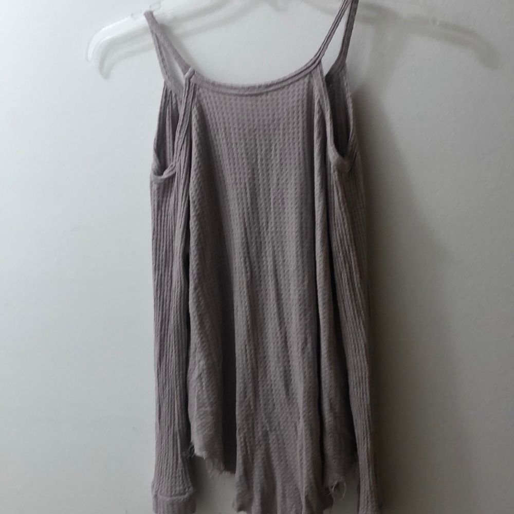 LA Hearts Cold Shoulder Top - Picture 4 of 4